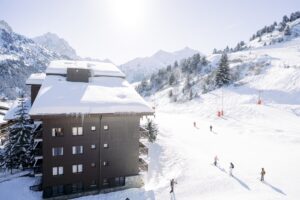 From City to Snow: A Quick Guide to a Méribel Getaway
